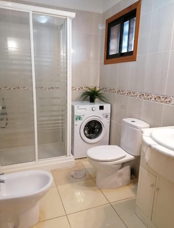 Large Studio Apartment With Lovely Terrace And Wifi Los Cristianos  Kültér fotó